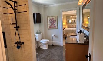 23 Holland St, Bangor, ME 04401
