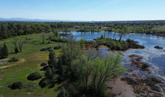 19300 Latona Rd, Anderson, CA 96007
