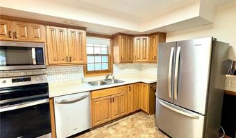 429 E Rooney Ave, Appleton, MN 56208