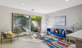 1026 Trellis Ln, Alameda, CA 94502