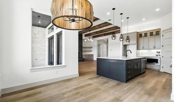 108 Gibson Ln, Weatherford, TX 76087