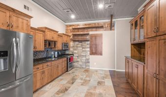 90917 240th St, Austin, MN 55912