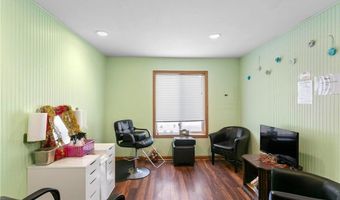 7630 145th St W, Apple Valley, MN 55124