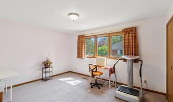 2110 Ashmore Dr, Ames, IA 50014