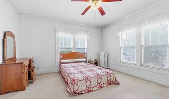 1101 E 10th St, Anderson, IN 46012