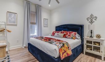699 Dunbar Ave, Bay St. Louis, MS 39520