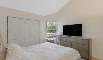 30 Tansy Ct, Bedminster, NJ 07921