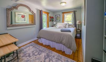 15 Marsh Rd, Belfast, ME 04915