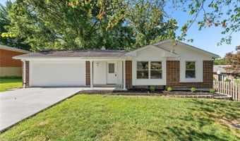 7154 Laclede Meadows Dr, Affton, MO 63123