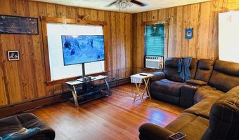 27 Warwick Ave, Athol, MA 01331