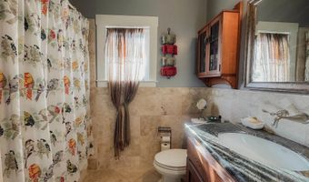 210 E 6th Ave, Escondido, CA 92025
