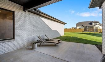 4301 S 87th Pl, Bentonville, AR 72713