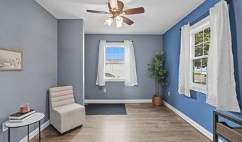 704 Harriet St, Altoona, WI 54720