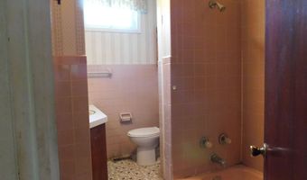 1702 Valley View Dr, Bedford, IN 47421
