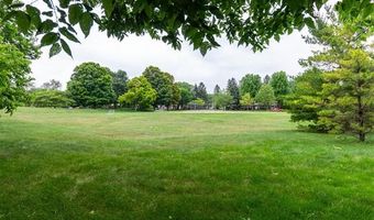 1454 Pine Valley Blvd, Ann Arbor, MI 48104