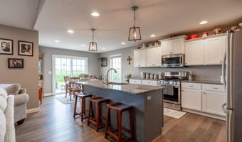 110 Timber Trl, Anna, OH 45302
