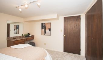 1365 Chalmers Dr, Ann Arbor, MI 48104