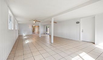 1045 S Saunders St, Aransas Pass, TX 78336