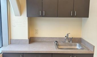 892 E USA Cir #103, Wasilla, AK 99654