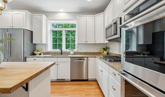 51 The Flume, Amherst, NH 03031