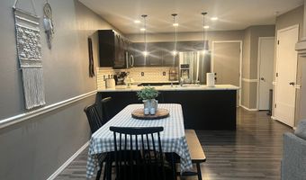 2831 Ashland Ct, Altoona, IA 50009