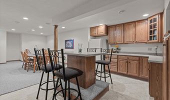 2521 E INGLEWOOD Pl, Appleton, WI 54915