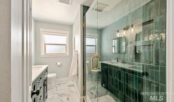4809 W Greenbrier Dr, Boise, ID 83705