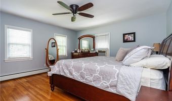 471 N Quidnessett Rd, North Kingstown, RI 02852