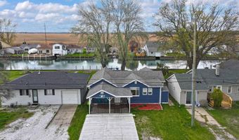 6334 Marina Dr, Algonac, MI 48001