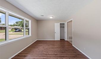 1418 Harris Dr, Bartlesville, OK 74006
