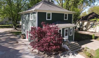 709 N St, Aurora, NE 68818