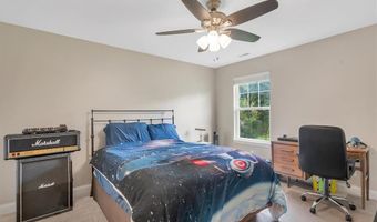 306 Essen Ln, Ballwin, MO 63021