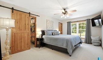 501 N Pasque Flower Trl, Brandon, SD 57005