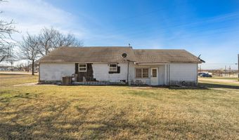 310 S 3rd St, Abbott, TX 76621