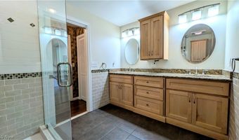 6409 Old Wood Rd, Ashtabula, OH 44004