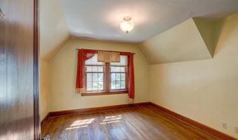 418 N Sherman Ave, Madison, WI 53704