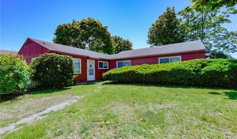 15 Ludlow Rd, Middletown, RI 02842