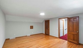 6337 Piping Rock Rd, Madison, WI 53711
