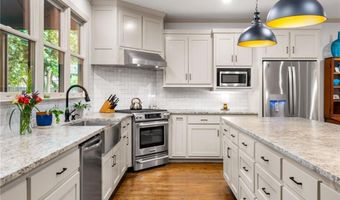 916 Stratford Rd, Avondale Estates, GA 30002