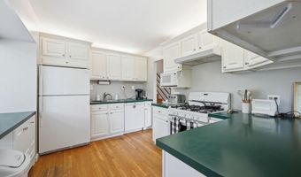 4512 MEDFORD Dr, Annandale, VA 22003