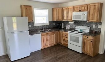 127 Calhoun St, Alderson, WV 24910
