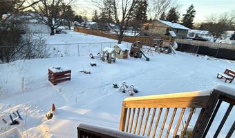 2328 N Hillcrest Pkwy, Altoona, WI 54720