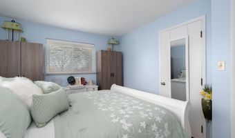 12 Shaw Dr, Alexandria, KY 41001