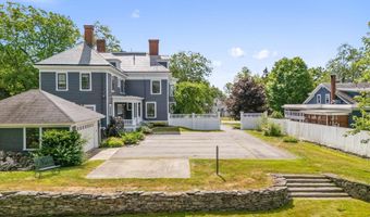 75 W Broadway, Bangor, ME 04401