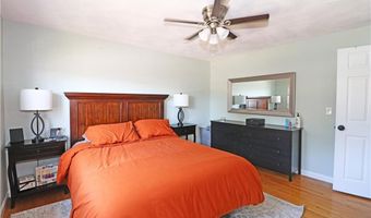 62 Valleybrook Dr, East Providence, RI 02914