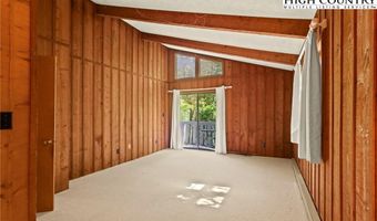455 Boulder Gardens Rd, Banner Elk, NC 28604