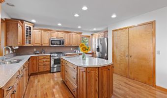 4382 3rd, Adrian, MI 49221