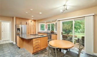 3721 Sanctuary Dr, Bath, OH 44333