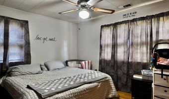 123 E Chestnut, Alderson, WV 24910