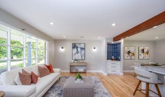 5120 Hensley Dr, Ann Arbor, MI 48103